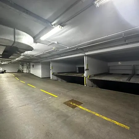 Apartma 51 *